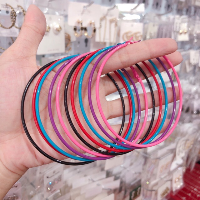 Khuyên tròn nhiều màu hot hit