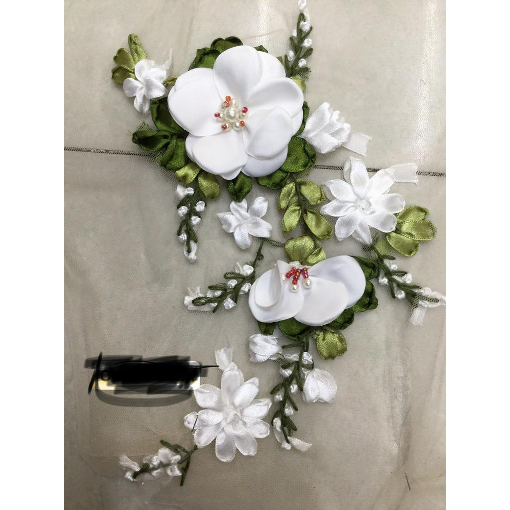 Nhánh ruy băng hoa trà lớn xinh xắn RB540