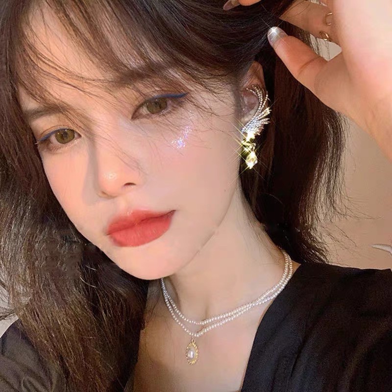 Bông tai ôm vành đính đá bling ling mã UY-8