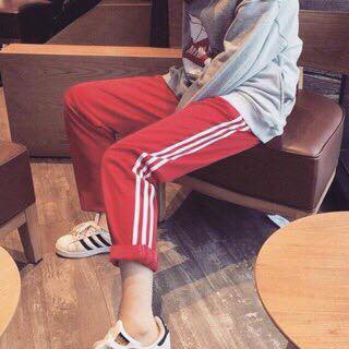 Quần jogger nỉ 3 sọc 80k
