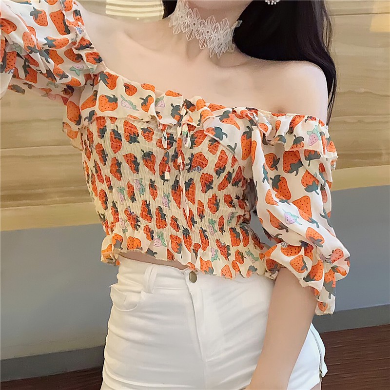 Áo Voan Trễ Vai Croptop Kiểu Dáng Hàn Họa Tiết Dâu Dễ Thương