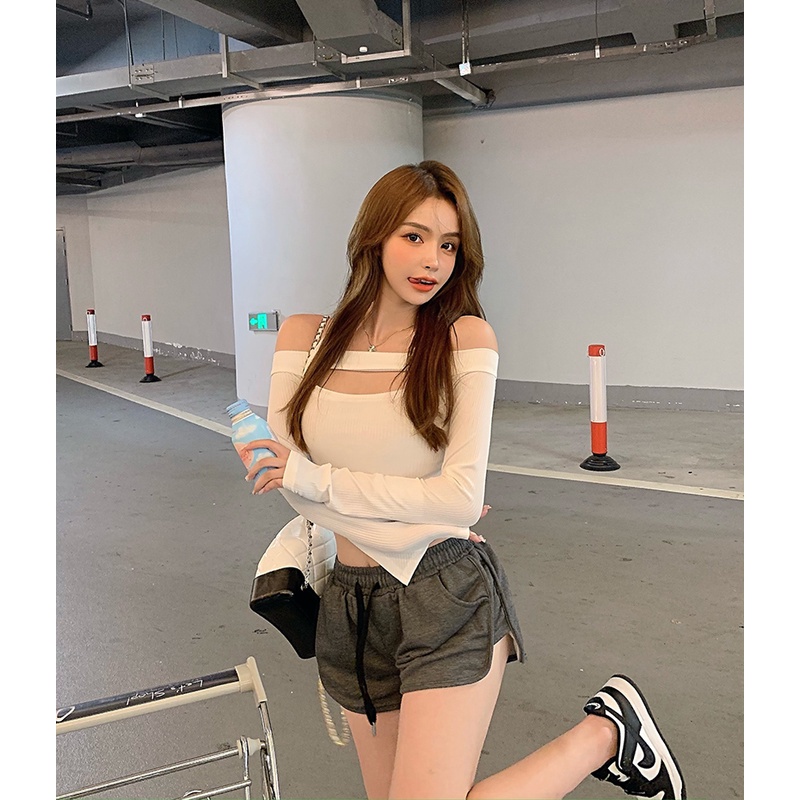 Áo thun COZOK tay dài thiết kế lệch vai độc đáo