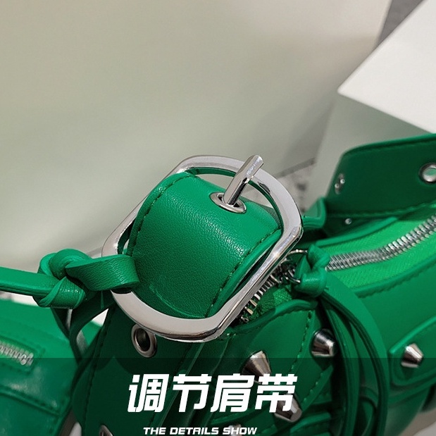 Túi xách nữ Đeo Chéo Vai đi tiệc Gấp đi chơi Gọn Gắn Đinh Tán Phong Cách Âu Mỹ Cổ Điển Thời Trang Nữ FT7099 2023
