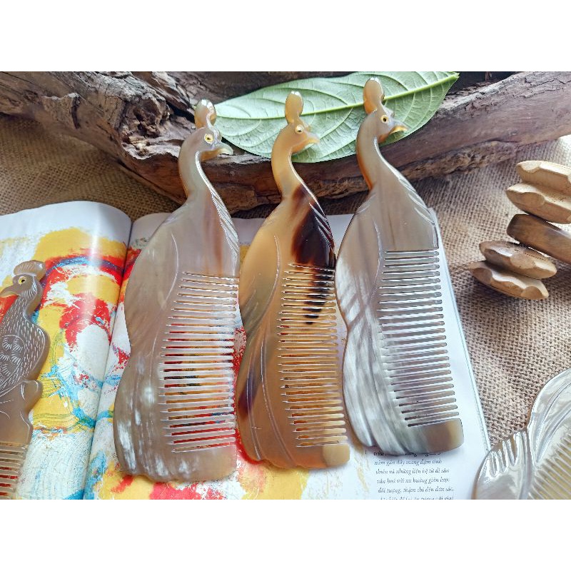 Lược sừng trâu tự nhiên có chuôi cầm 18-20cm chải tóc không gây tích điện và giảm xơ gãy tóc