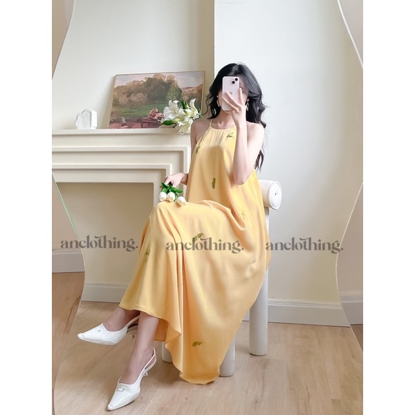 ĐẦM LỤA CỔ YẾM THÊU TAY