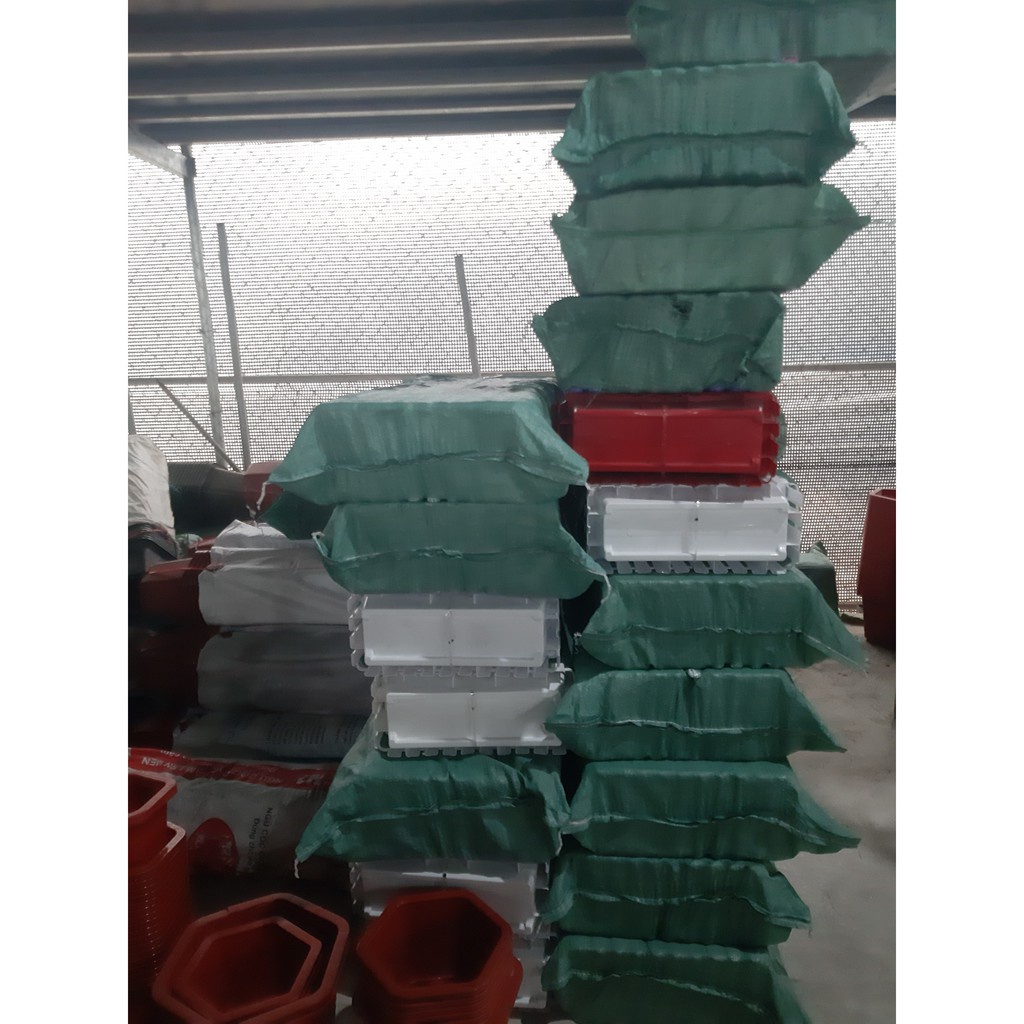 Chậu trồng cây hàng rào TH Garden - Kích thước 45x20x15cm