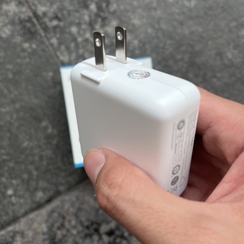 Củ sạc nhanh ANKER PowerPort PD+2 công suất 35w, 1 USB-C PD 20w, 1 PowerIQ 2.0 15w - A2636 - BẢO HÀNH 12 THÁNG