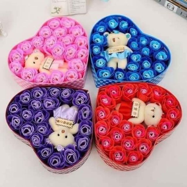 Hộp hoa hồng sáp kèm gấu | BigBuy360 - bigbuy360.vn