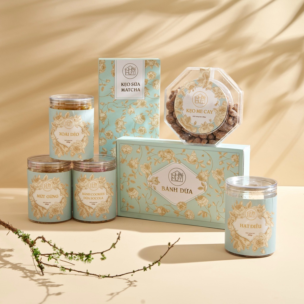 [HOT] HỘP QUÀ TẾT, HỘP MỨT TẾT, SET QUÀ TẶNG XUÂN NHÂM DẦN 2022 PREMIUM - SET 7 VỊ BÁNH MỨT THƯỢNG HẠNG | BigBuy360 - bigbuy360.vn