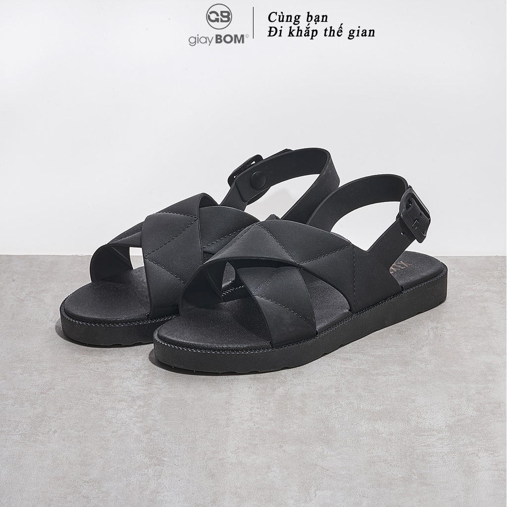 Giày sandal nữ giayBOM quai chéo khóa cài chất liệu cao su S02