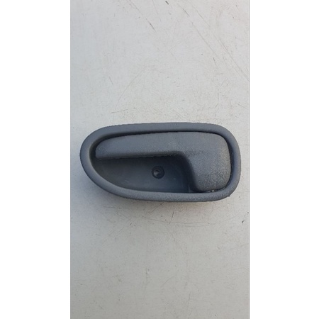 Tay mở cửa trong xe ô tô tải KIA 1,4 tấn K3000,K2700, K165,K190 K250