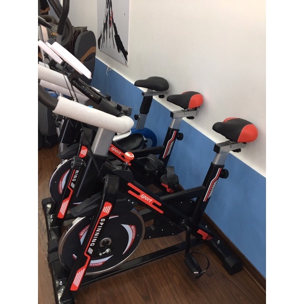 Xe đạp tập thể dục ở nhà Spin Bike