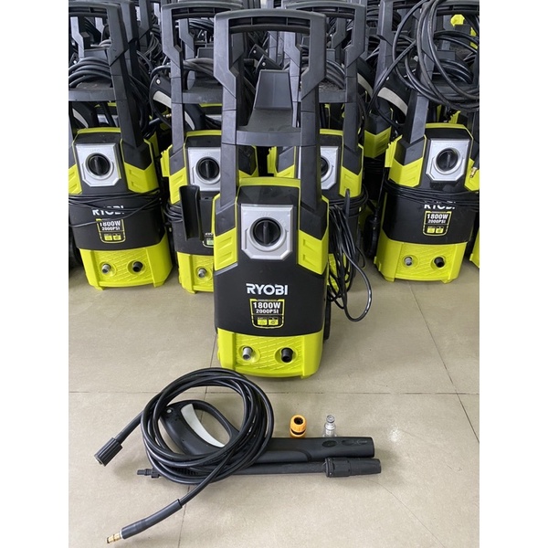 Máy rửa xe Ryobi 1800w