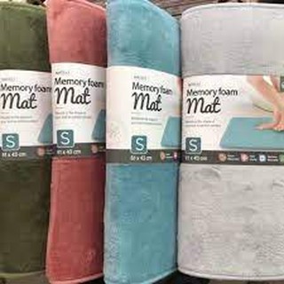 Thảm chùi chân lock&lock memory foam stripe mat510 kt 61*43cm loại có gân- hàng chính hãng