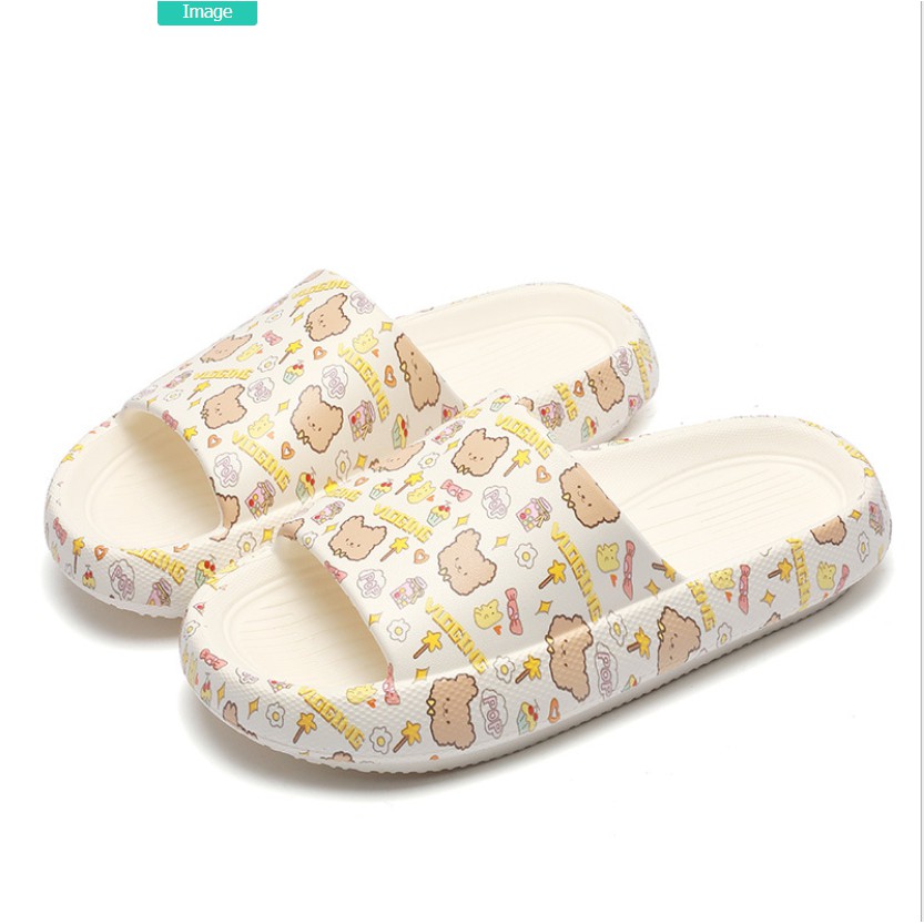 Dép quai ngang bánh mỳ in hình HÌNH GẤU VÀ NGÔI SAO xinh xắn- 1 màu kem | BigBuy360 - bigbuy360.vn