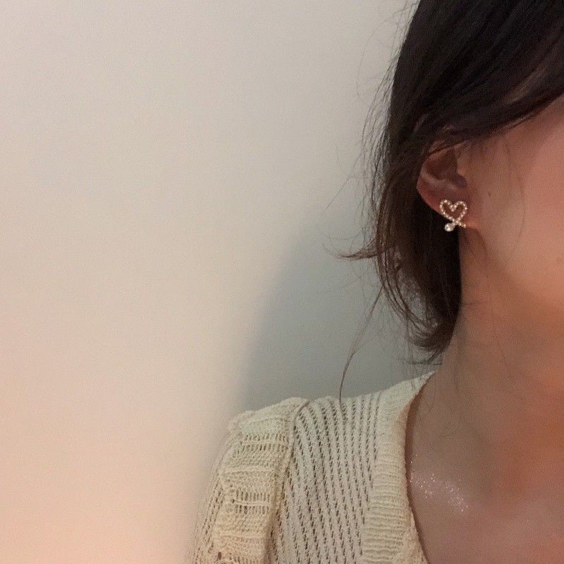 Khuyên tai bạc S925 - Hoa tai nữ bạc S925 hình tim đính đá hạt trai nhân tạo phong cách Hàn Quốc ZaZa.accessories KT8036