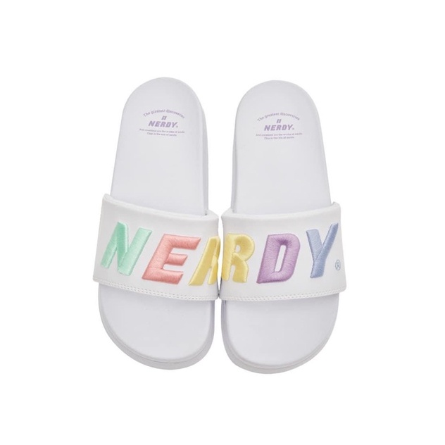 Dép quai ngang Nerdy chữ thêu đế độn 4cm hàng full box tag