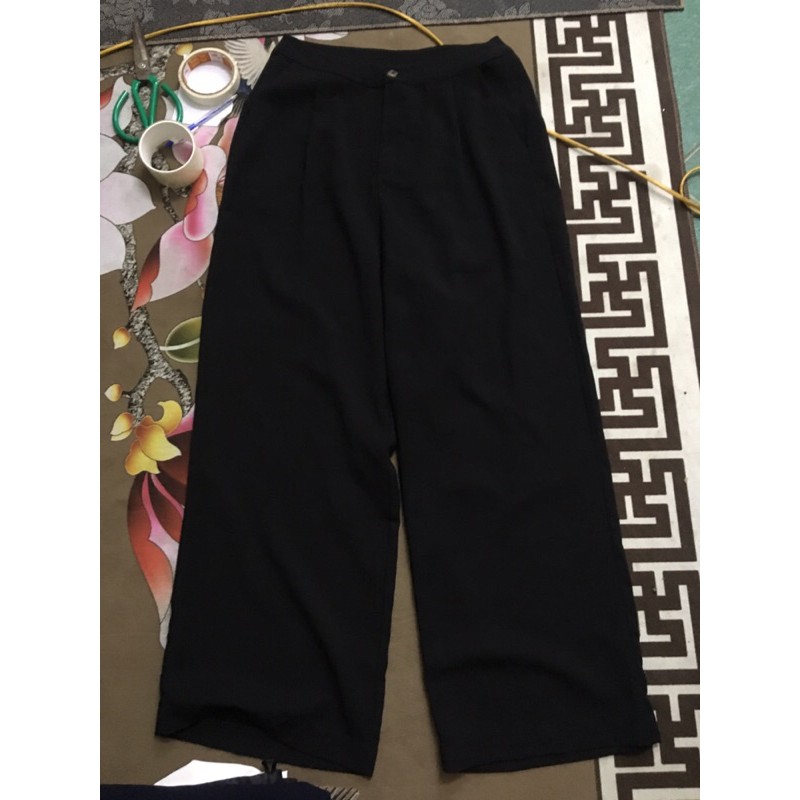 quần cho khách lựa trên live ạ