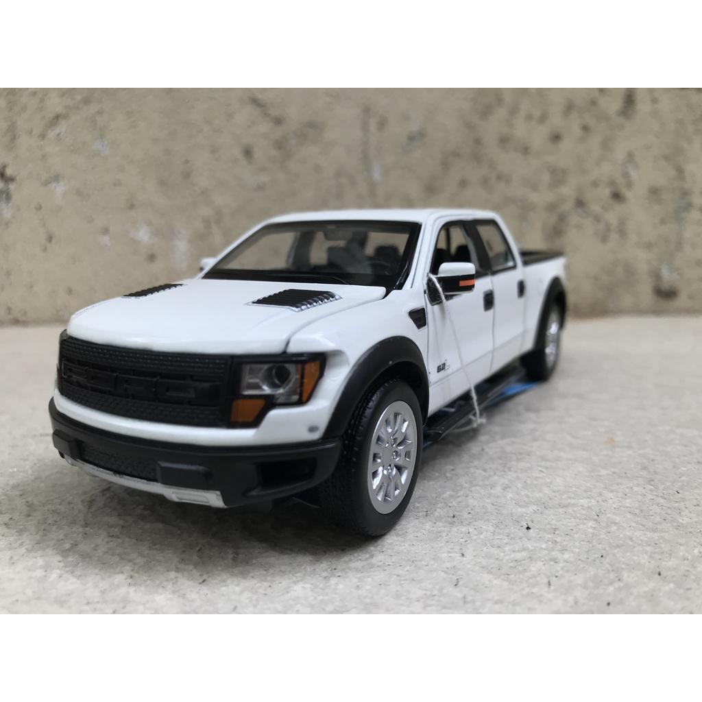 Mô hình xe Ô tô FORD F-150 Raptor - 1:32