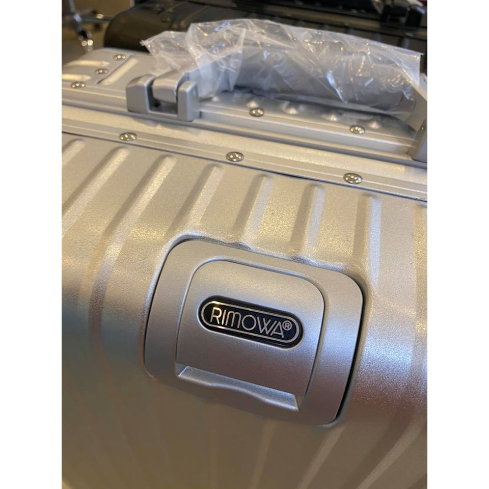 Vali kéo nhôm nguyên khối 28"