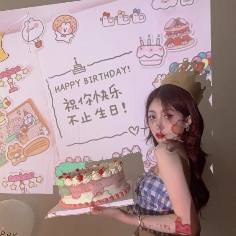 Máy Chiếu Mini Hình Phông Nền Vuông, Tròn HAPPY BIRTHDAY Sinh Nhật Chimi House