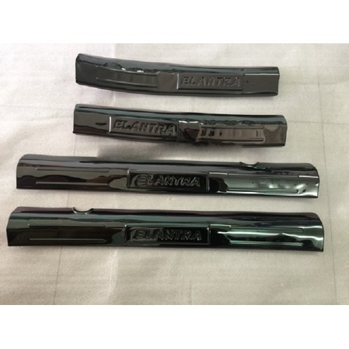 Bộ 8 ốp bậc trong ngoài elantra 2016 đến 2021 mẫu titan