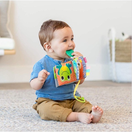 Sách vải treo có tiếng sột soạt Infantino Link and Squeak Animal Crinkle Book