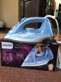 Bàn ủi hơi nước Philips GC2676