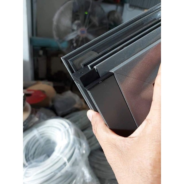 Ốp chân cánh XF bịt đáy ,ôm thanh nhôm 1 túi 100 cái