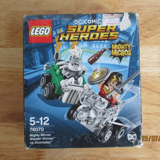 LEGO DC COMICS SUPER HEROES 76070 Wonder Woman Đại Chiến Doomsda