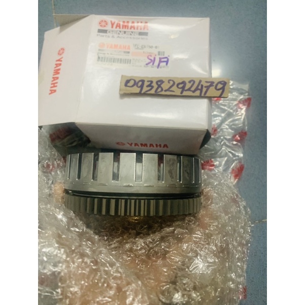 Cặp nhông hú nồi sau Sirius Fi + jupiter Fi zin hãng yamaha