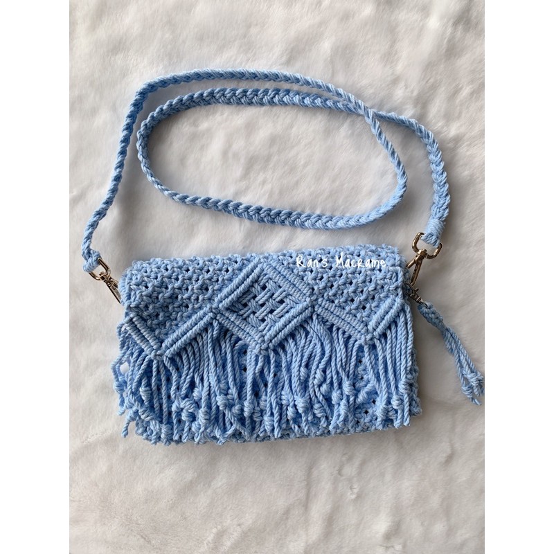Túi xách macrame màu xanh dương xinh xắn