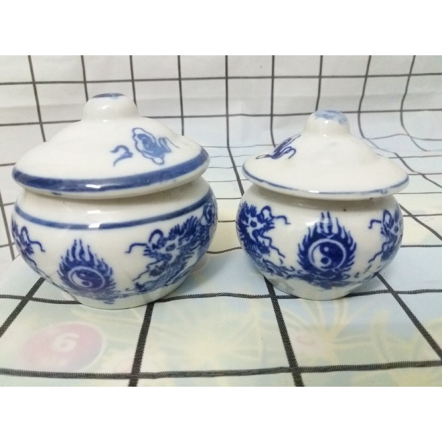 Ly chung nước chung gạo thờ cúng