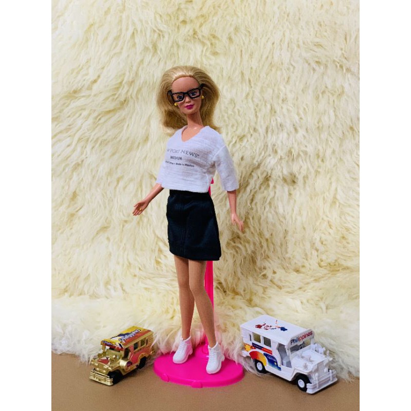 Búp bê Barbie Fashionista thanh lý