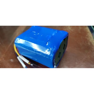 Khối national 12v + sạc 12.6v 2a