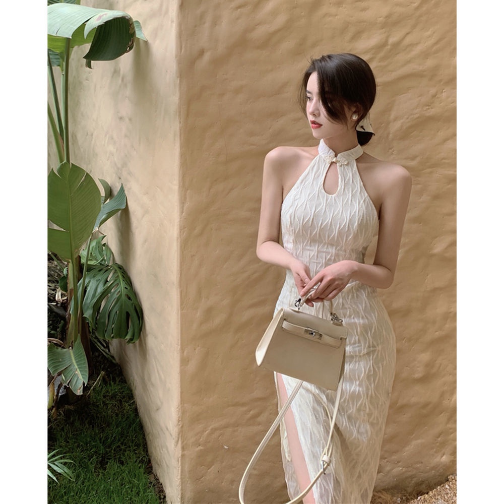 Đầm sườn xám dáng dài xẻ tà cho các nàng thích phong cách gợI cảm