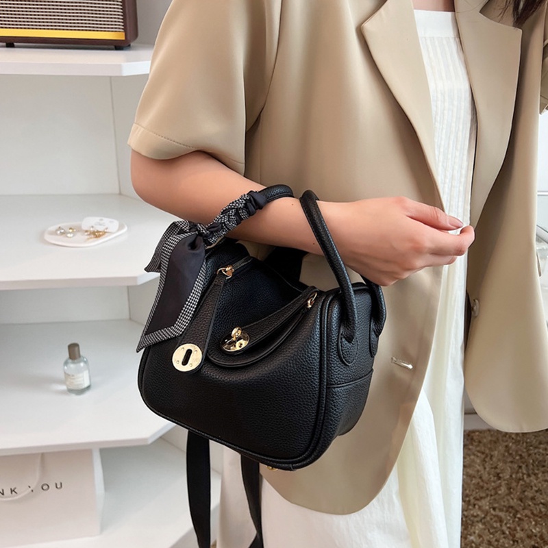 Túi Đeo Vai Bằng Lụa Màu Trơn Thời Trang Cho Nữ