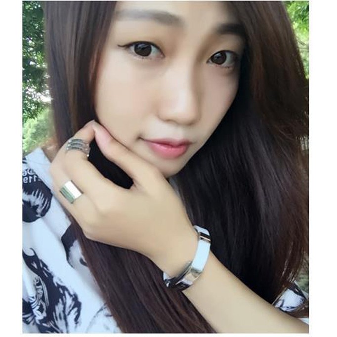 Vòng tay thời trang nam nữ dây đeo đồng hồ bảng trơn inox không đen