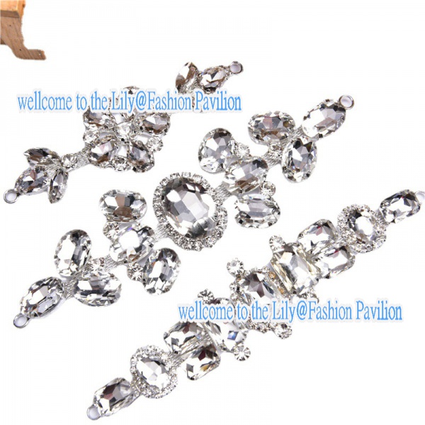 1681019 Phụ Kiện Trang Sức Hình Hoa Đính Đá Sang Trọng