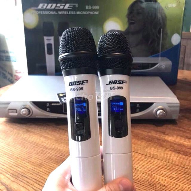 - Micro không dây bs999