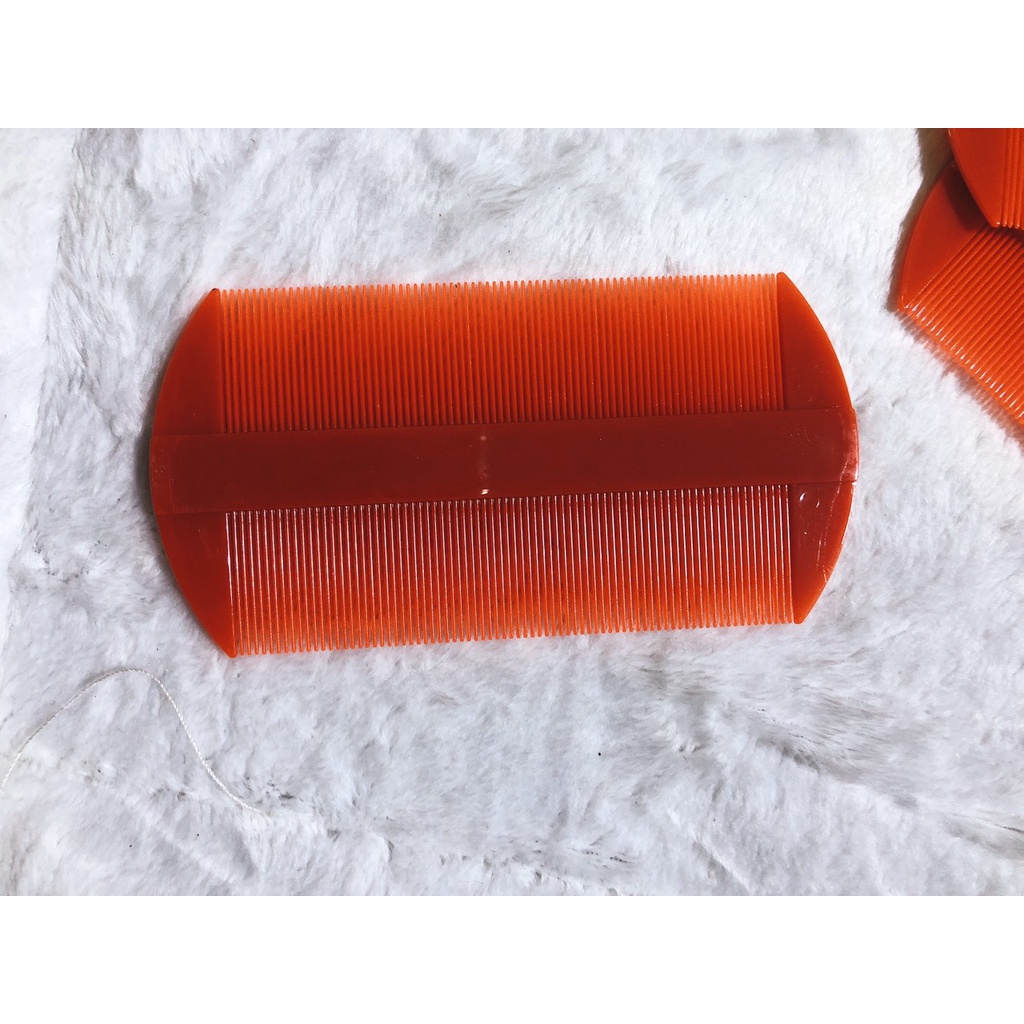 lược chải đầu hai mặt chải chí ( chấy ) 1 cái