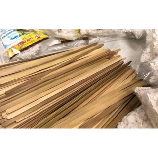 Que tre lấy bánh cuốn