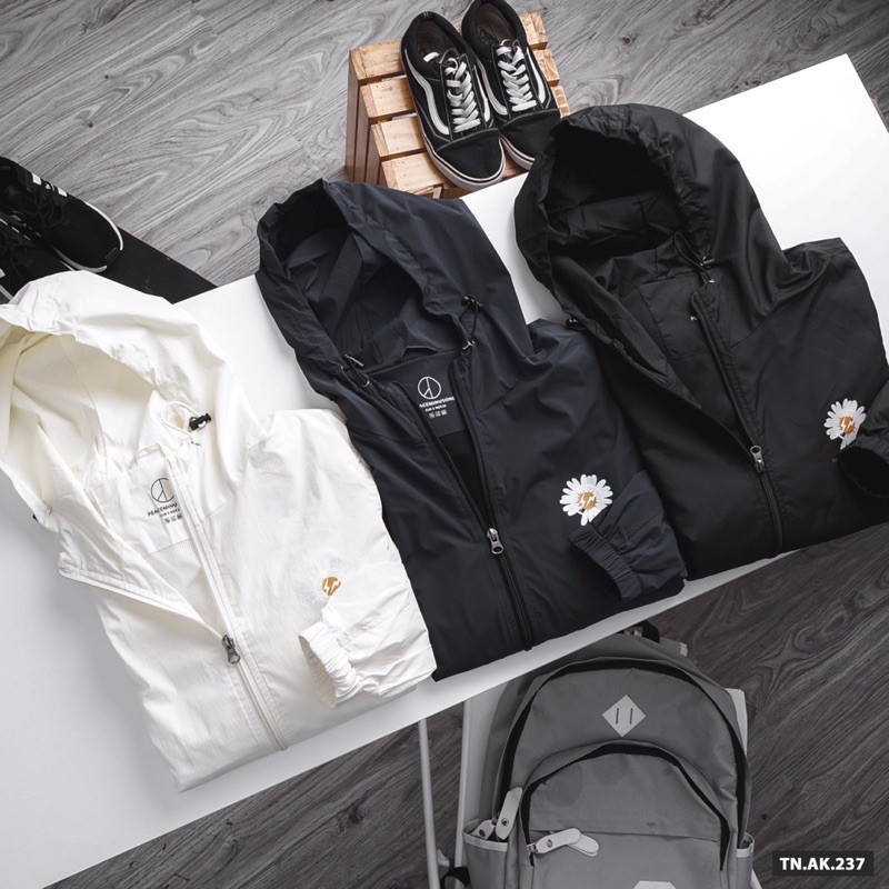 Áo khoác gió hoa cúc PCM | BigBuy360 - bigbuy360.vn