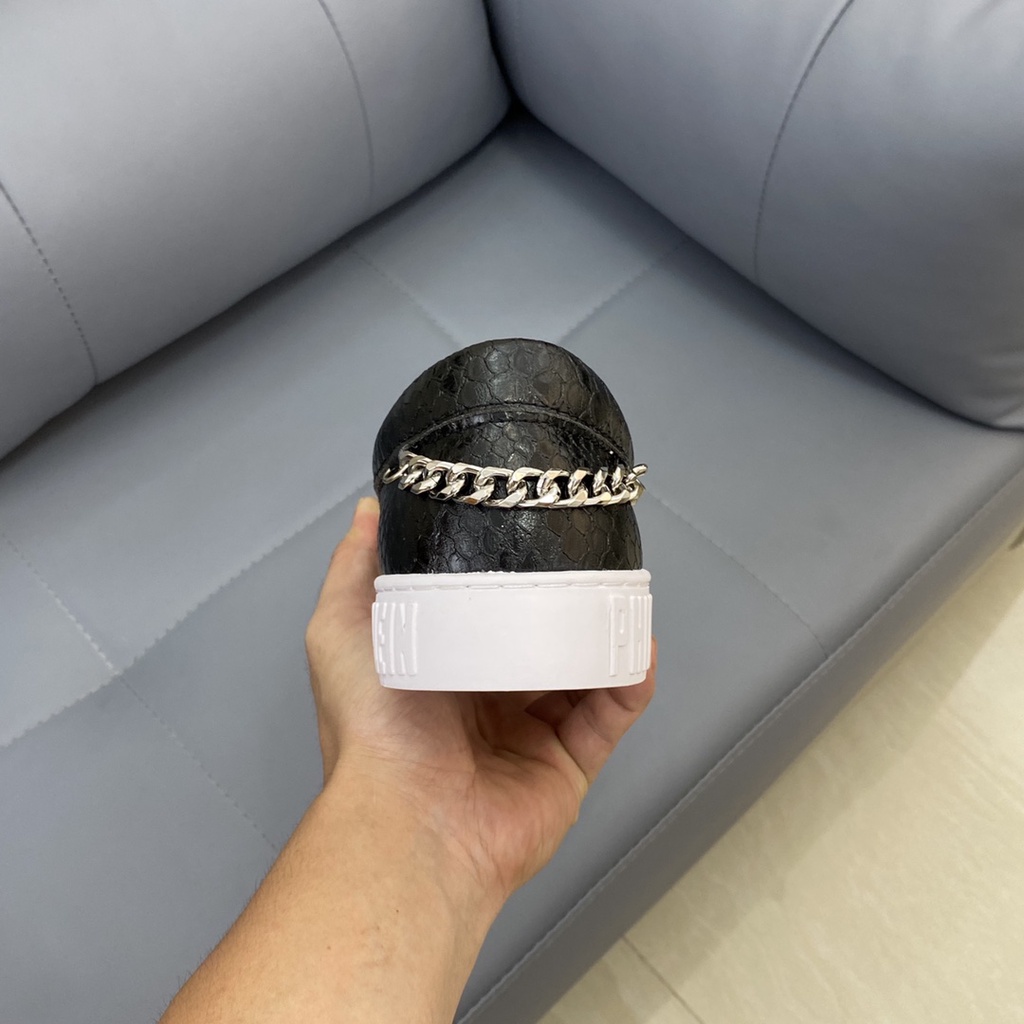 Gày lười nam cao cấp da thật Philipp Plein với mặt gân trên da ca tính và thời trang mang đến sự trẻ trung và sang trọng