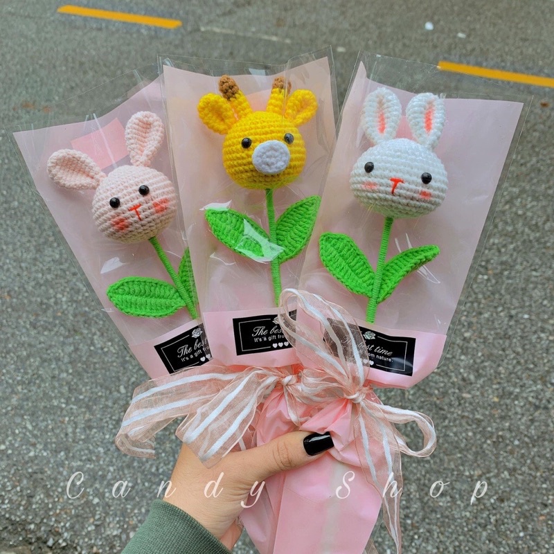 Bông hoa hình con heo, nhiều con vật móc bằng len handmade