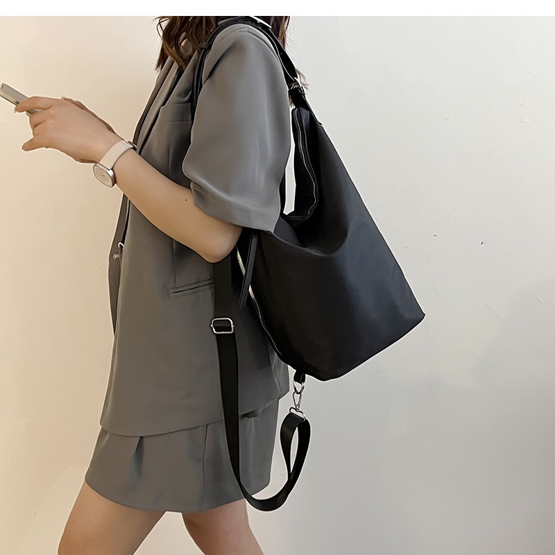 Túi Đeo Vai Thể Thao Thời Trang Dành Cho Nữ