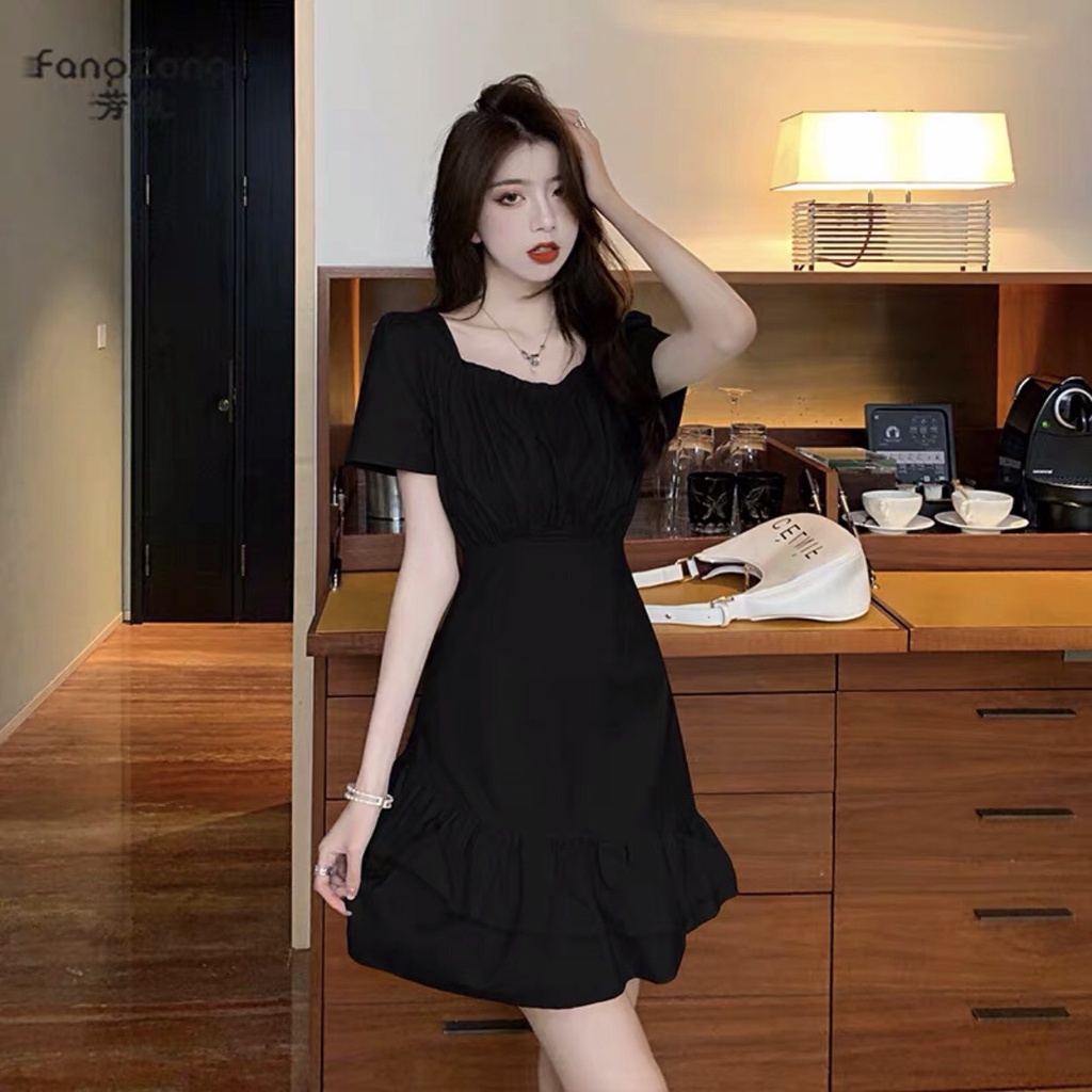 Đầm Nữ Cổ Vuông Đuôi Cá Phong Cách Retro Đen Trắng - Váy Trễ Vai Buộc Nơ Sau Mặc 2 Kiểu Bèo Tầng