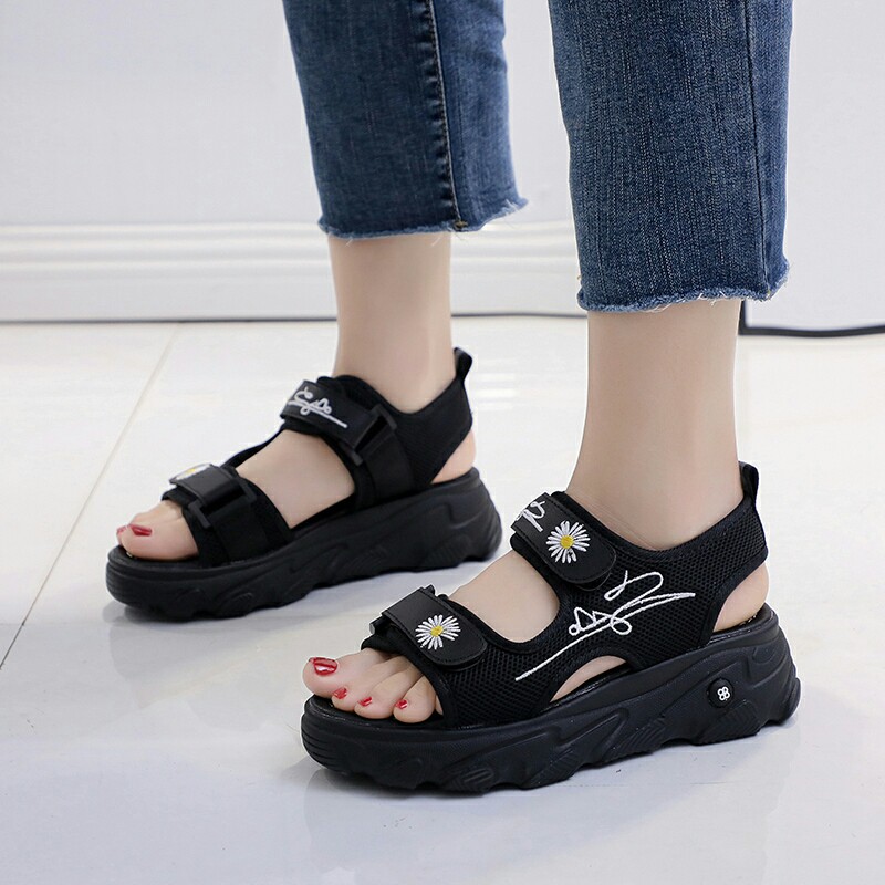 Giày sandal nữ  FREESHIP  2 quai phối lưới thêu cúc kèm chữ ký