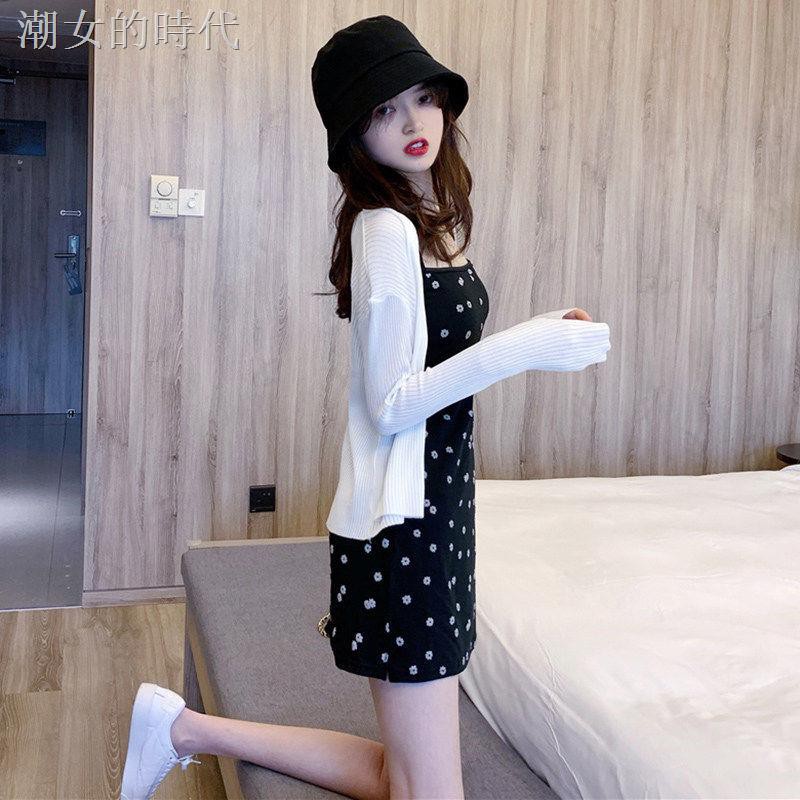 Đầm Hai Dây Màu Đen Họa Tiết Hoa Cúc Nhỏ Phong Cách Retro Pháp | BigBuy360 - bigbuy360.vn