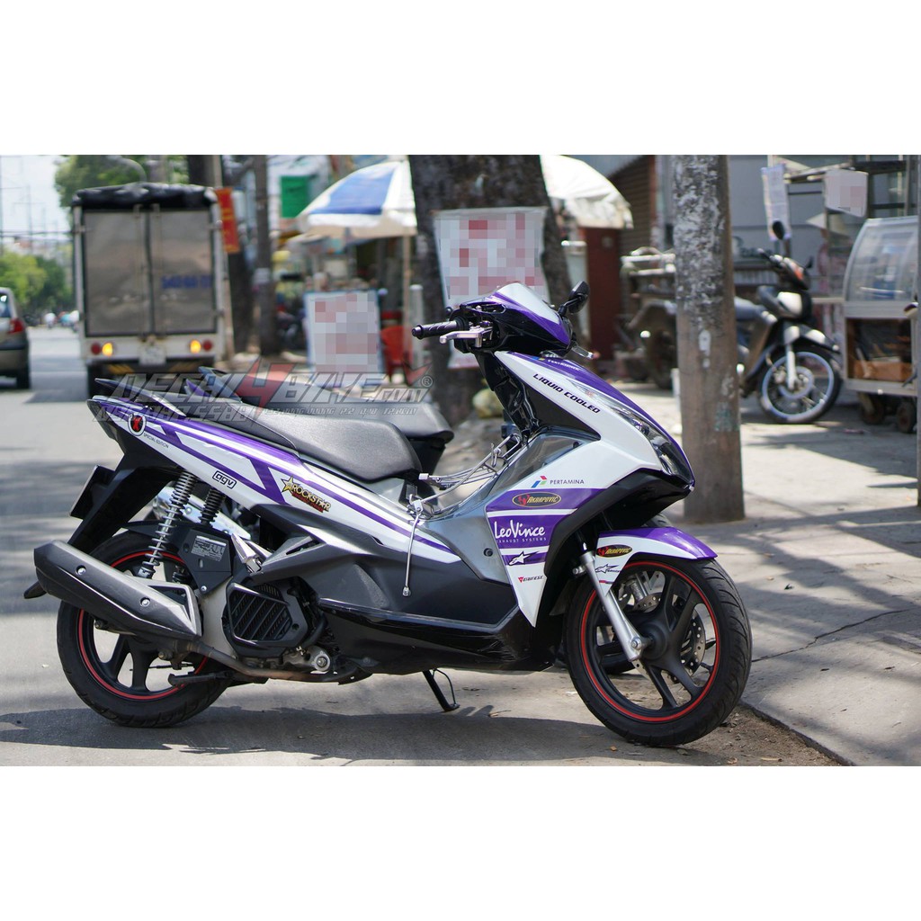 Air Blade 125 Leovince